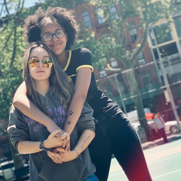 Meet your Posher, Leah - Picture 1 of 1